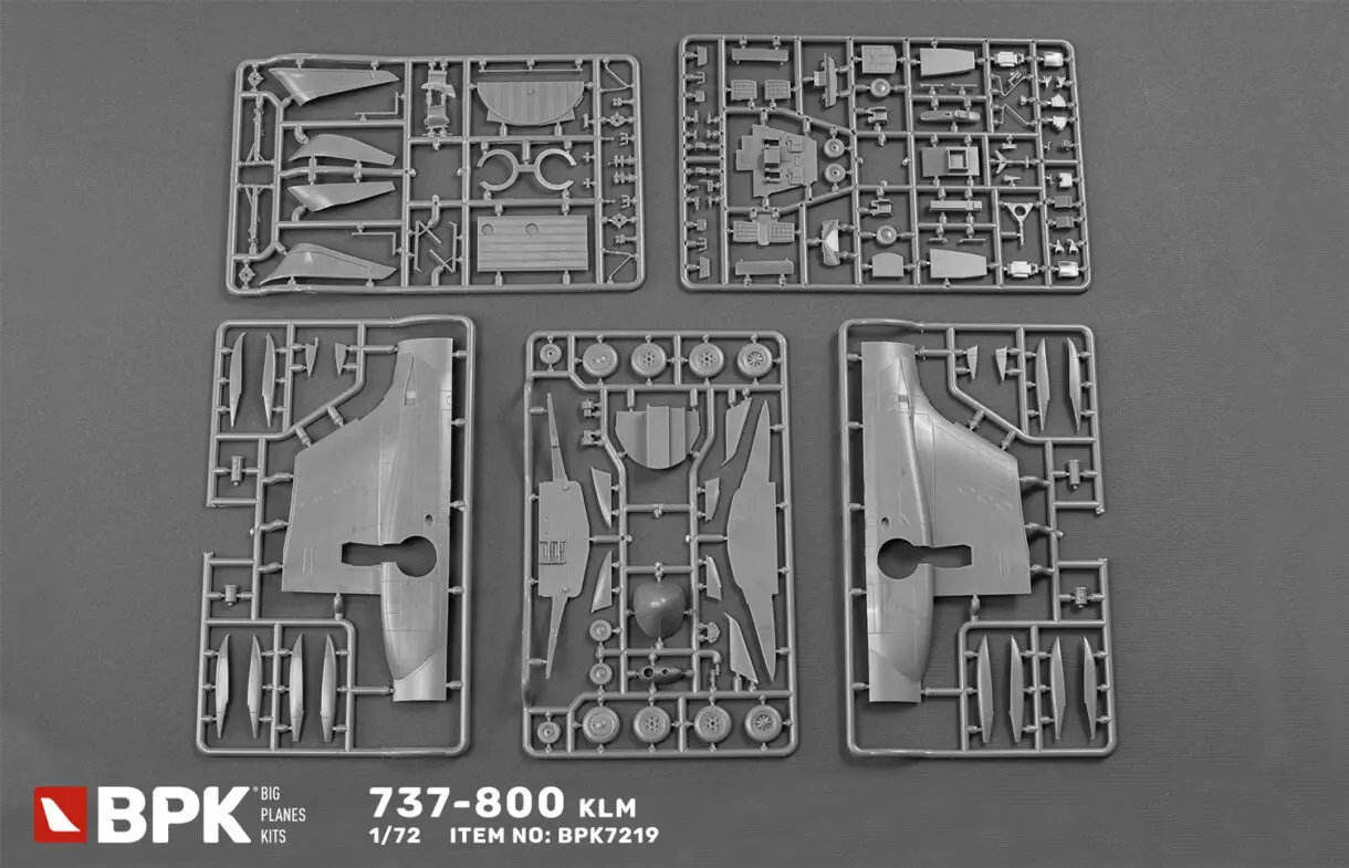 737-800 KLM 1/72 7219 - Image 4