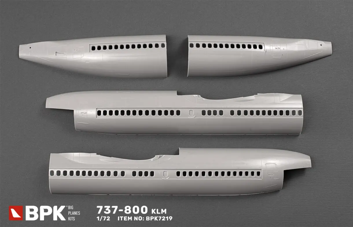 737-800 KLM 1/72 7219 - Image 5
